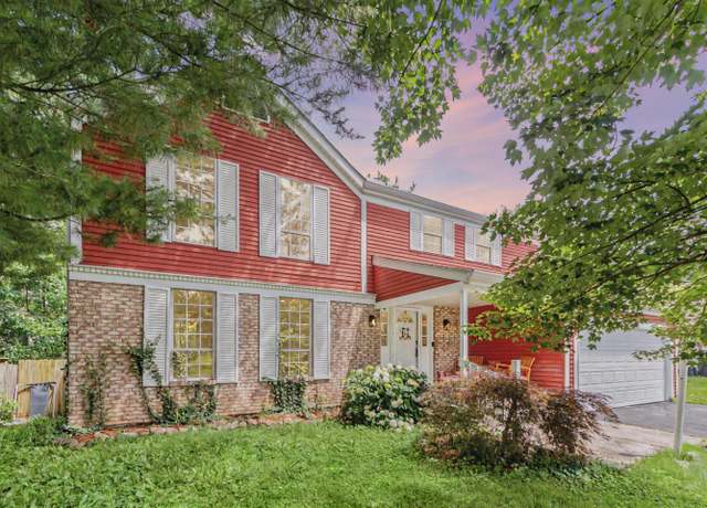 Property at 440 Doverwood Dr, Reynoldsburg, OH 43068, 4 beds, 3 baths