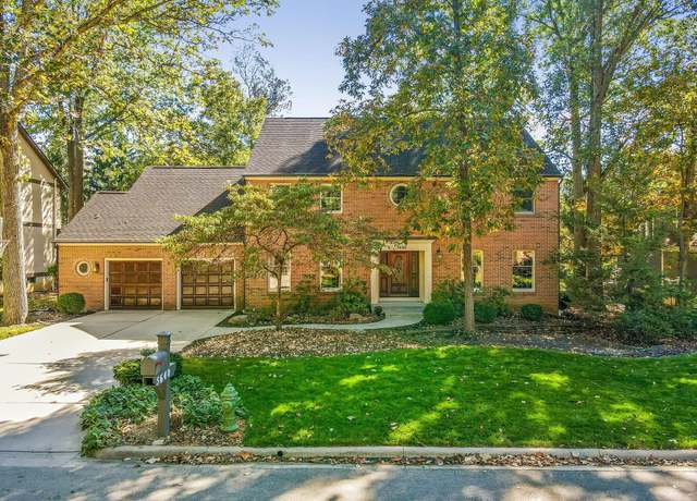 Property at 5640 Morlich Sq, Dublin, OH 43017, 4 beds, 3.5 baths