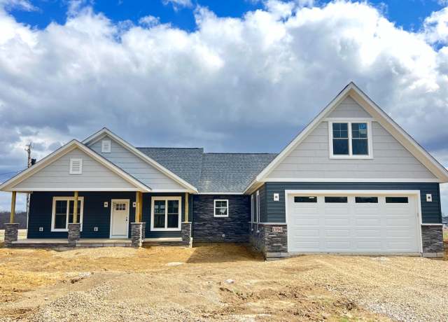 Property at 1396 Greenbrier Dr, Mount Vernon, OH 43050, 3 beds, 2.5 baths