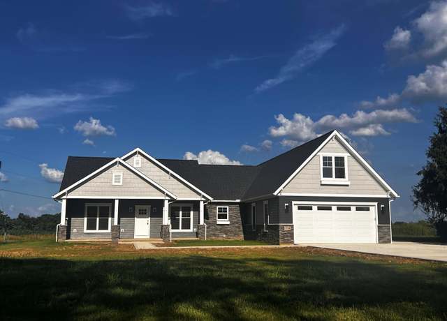 Property at 1396 Greenbrier Dr, Mount Vernon, OH 43050, 3 beds, 2.5 baths