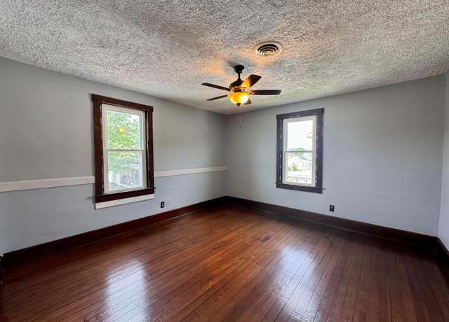 Property at 940 W 3rd St, Logan, OH 43138, 4 beds, 1.5 baths