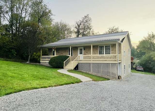 Property at 664 Greenbriar Cir, Howard, OH 43028, 3 beds, 2 baths