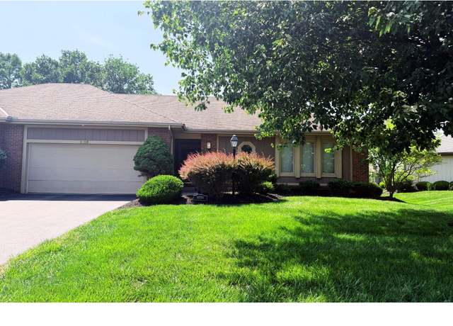 Photo of 10250 Braemar Dr, Powell, OH 43065