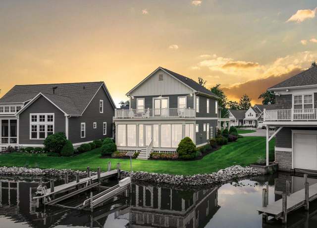 Property at 9481 Vista Point Dr, Thornville, OH 43076, 4 beds, 3 baths