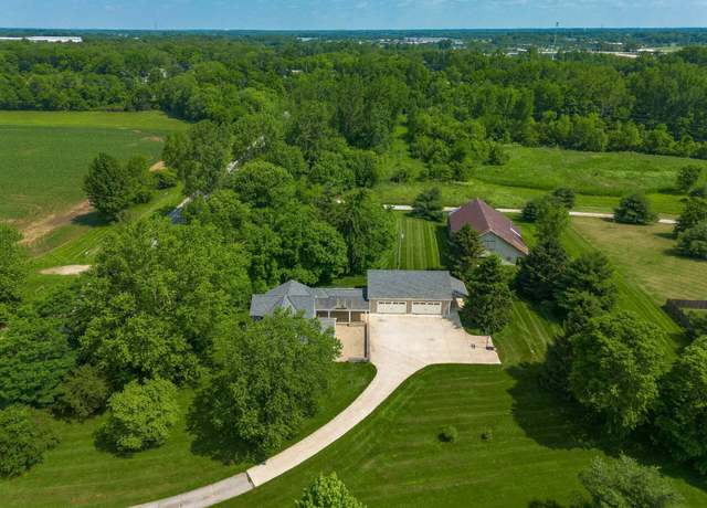 Property at 6900 Waterloo Rd NW, Canal Winchester, OH 43110, 3 beds, 2.5 baths