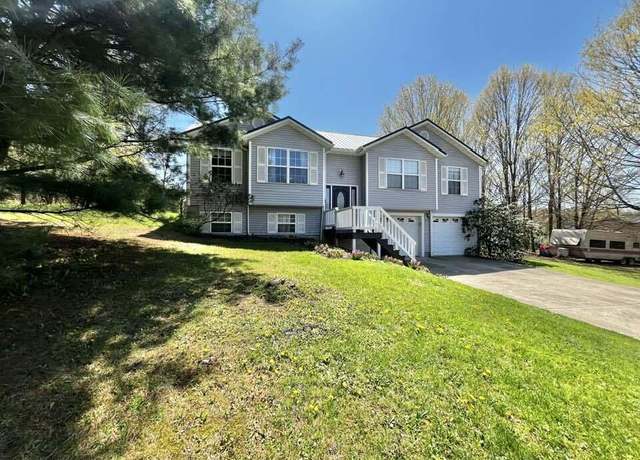 Property at 352 Valleybrook Cir, Howard, OH 43028, 4 beds, 2.5 baths