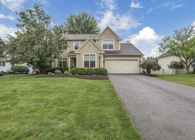 Photo of 2171 Castlebrook Dr, Powell, OH 43065