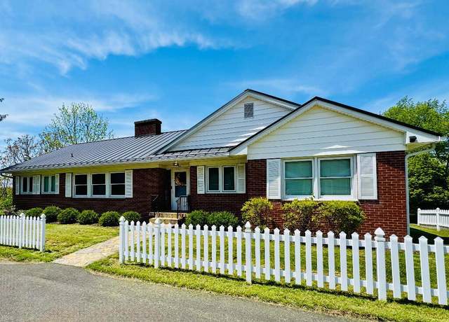 Property at 95 Sunset Dr, Mcconnelsville, OH 43756, 4 beds, 2 baths