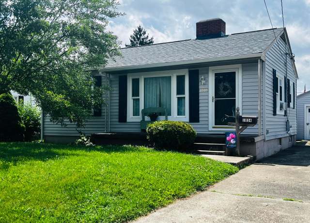 Property at 1034 Lindbergh Ave, Zanesville, OH 43701, 2 beds, 1 bath