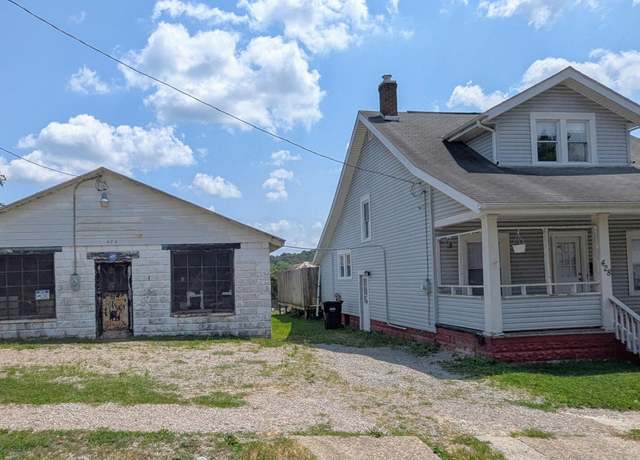 Property at 428 Spangler Dr, Zanesville, OH 43701, 3 beds, 2 baths