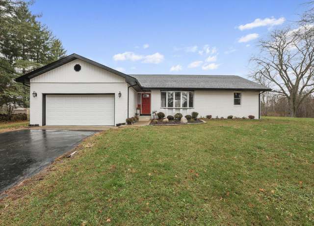Property at 26555 Shoemaker Rd, Circleville, OH 43113, 3 beds, 2 baths