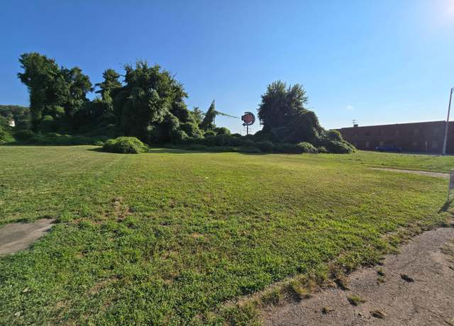 Property at 920 Orchard St, Zanesville, OH 43701