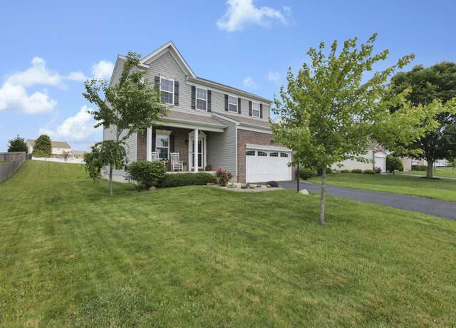 Property at 1561 Tammy Louise Dr, Pataskala, OH 43062, 3 beds, 2.5 baths