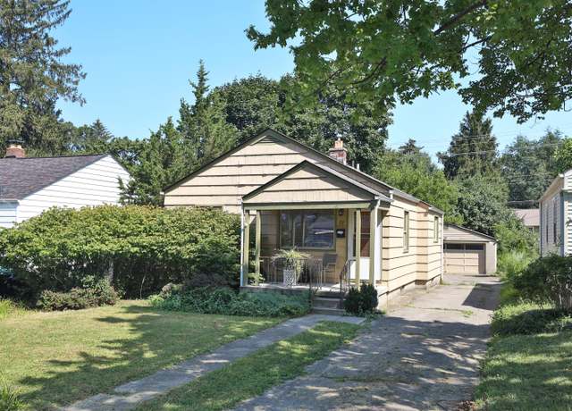 Property at 72 E Stanton Ave, Columbus, OH 43214, 2 beds, 1 bath