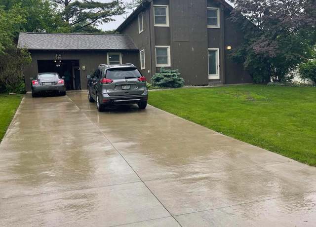 Property at 314 Broken Arrow Rd, Columbus, OH 43230, 3 beds, 2 baths