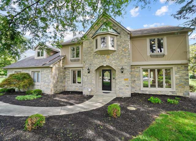 Photo of 8970 Locherbie Ct, Dublin, OH 43017