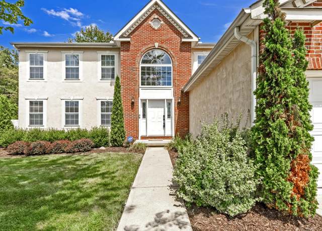 Property at 8138 Slate Ridge Blvd, Reynoldsburg, OH 43068, 3 beds, 3.5 baths
