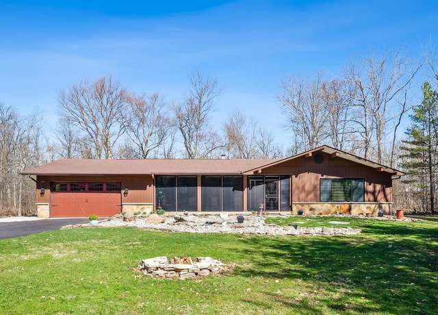Property at 8136 Kennedy Rd, Blacklick, OH 43004, 3 beds, 3 baths