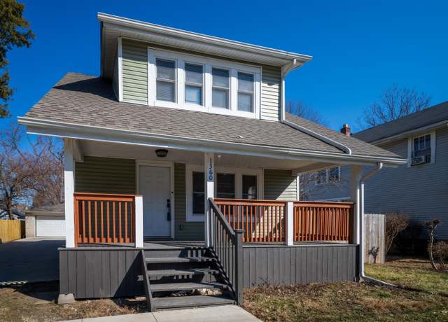 Property at 1360 E Weber Rd, Columbus, OH 43211, 3 beds, 2 baths