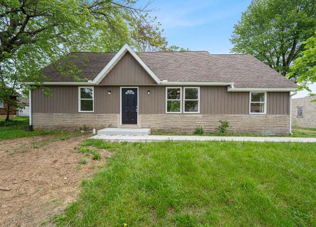 Property at 202 Toland St, London, OH 43140, 4 beds, 2.5 baths