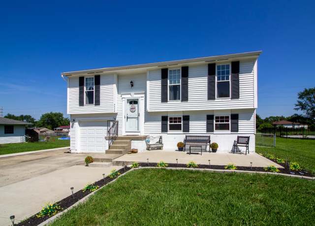 Property at 2432 Mc Comb Rd, Grove City, OH 43123, 3 beds, 2 baths