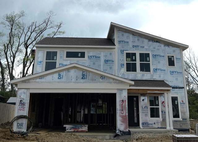 Property at 710 Deerhurst Dr, Vandalia, OH 45377, 3 beds, 2.5 baths