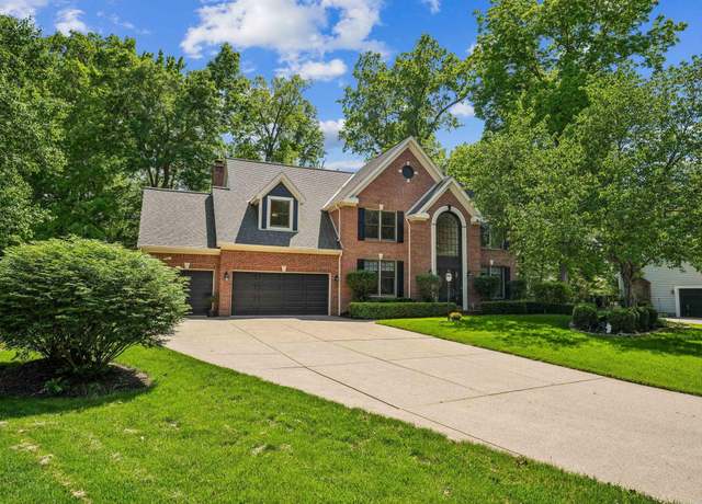 Photo of 1229 Whispering Meadow Ct, New Albany, OH 43054