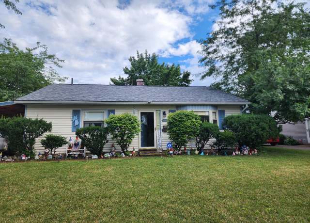 Property at 4825 Hillcrest St S, Hilliard, OH 43026, 3 beds, 2 baths