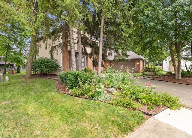 Photo of 166 Fawn Ct, Westerville, OH 43081
