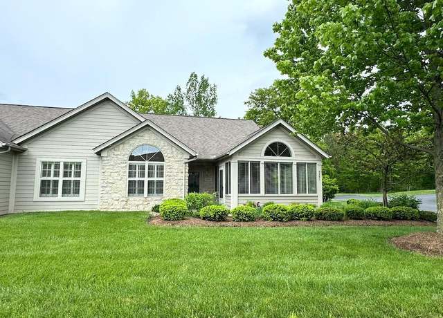 Photo of 5551 Meadowood Ln, Westerville, OH 43082
