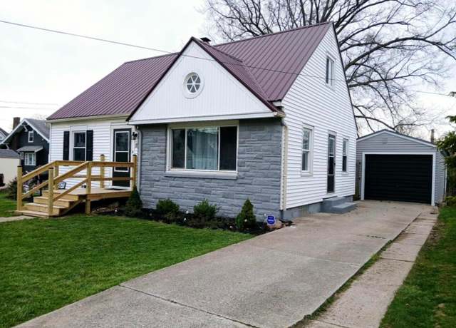Property at 11 E Jefferson Ave, Shelby, OH 44875, 4 beds, 2.5 baths