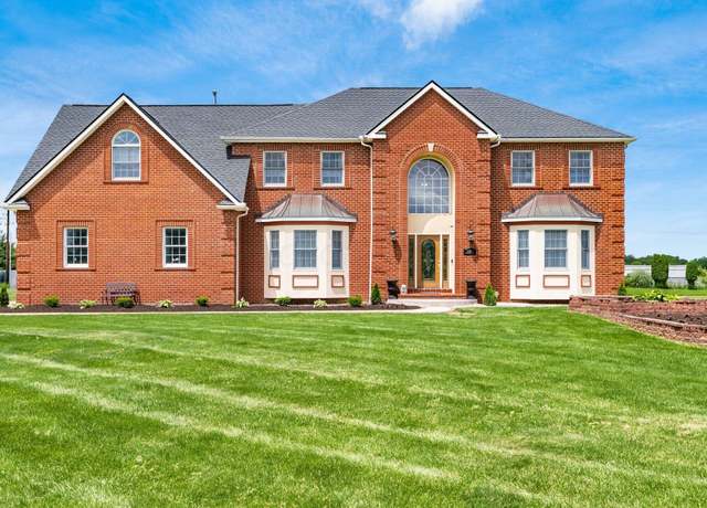 Property at 5360 Smothers Rd, Westerville, OH 43081, 4 beds, 3.5 baths