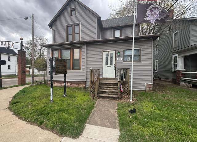 Property at 461 N Court St, Circleville, OH 43113, 4 beds, 2 baths