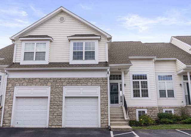 Photo of 7017 Gallant Fox Dr #8, New Albany, OH 43054