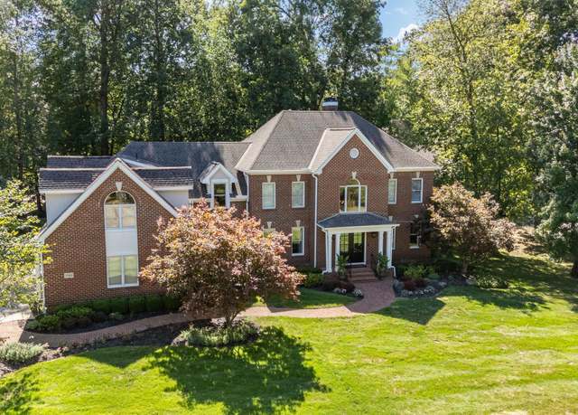 Photo of 5560 Wild Pine Dr, Westerville, OH 43082