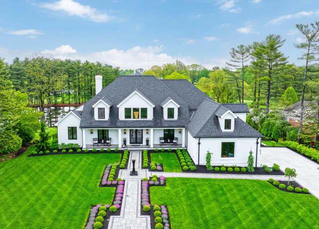 Property at 6843 Lake Trail Dr, Westerville, OH 43082, 5 beds, 5.5 baths