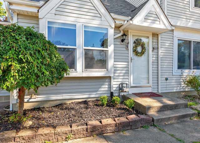 Photo of 2920 Charmwood Ct, Dublin, OH 43017