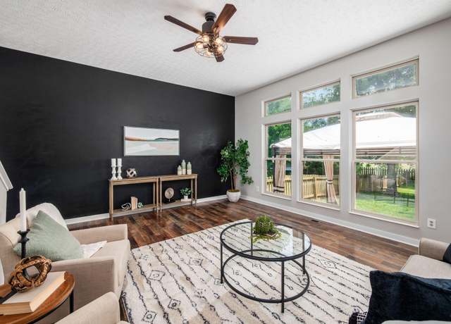 Property at 1481 Meadowlark Ln, Marysville, OH 43040, 4 beds, 2.5 baths