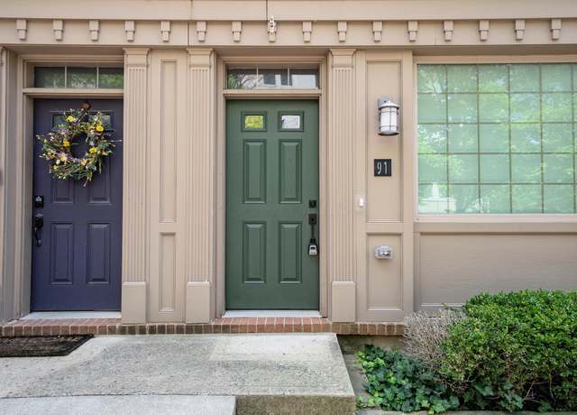 Property at 91 W Town St, Columbus, OH 43215, 3 beds, 3 baths