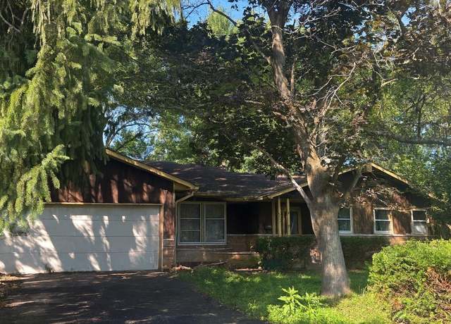 Property at 607 College Crest Rd, Westerville, OH 43081, 3 beds, 2 baths