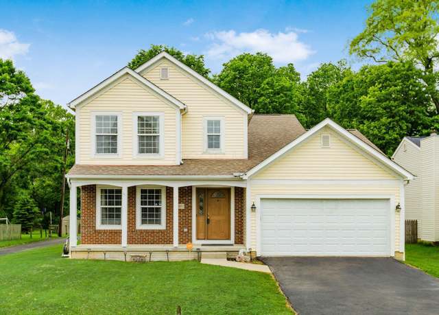 Property at 3905 Highland Bluff Dr, Groveport, OH 43125, 4 beds, 3.5 baths