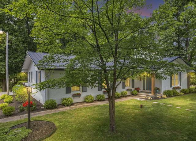 Property at 205 Betz Rd NW, Lancaster, OH 43130, 3 beds, 2 baths