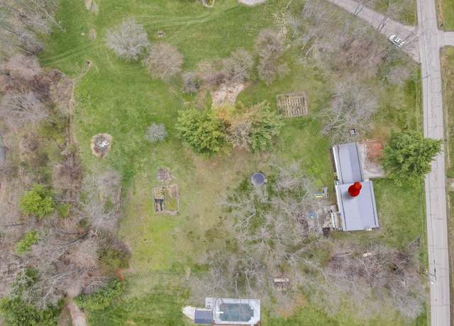 Property at 10185 Butler Rd NE, Newark, OH 43055, 3 beds, 2 baths
