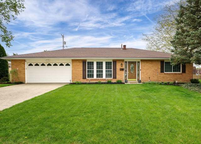 Property at 610 Village Ct, Englewood, OH 45322, 3 beds, 2 baths