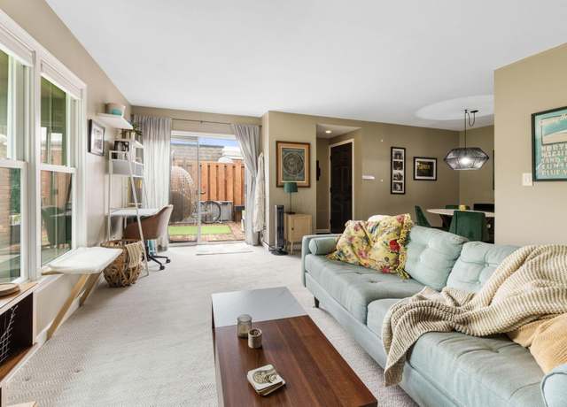 Photo of 1526 Lafayette Dr Unit B, Columbus, OH 43220
