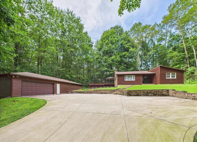 Property at 4975 Jacobs Ladder Rd Rd SW, Lancaster, OH 43130, 3 beds, 2 baths