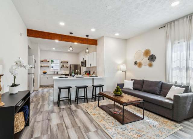 Property at 1202 Atcheson St, Columbus, OH 43203, 3 beds, 2.5 baths