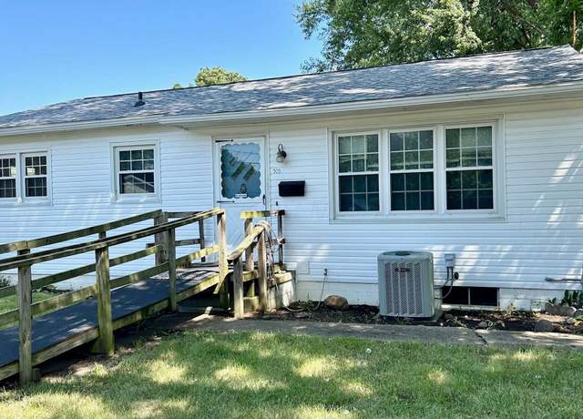 Property at 303 Spring St, Lancaster, OH 43130, 3 beds, 2 baths