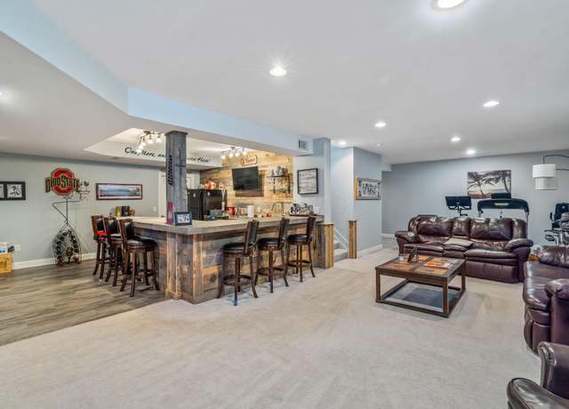 Property at 5190 Autumn Fern Dr, Dublin, OH 43016, 3 beds, 3 baths