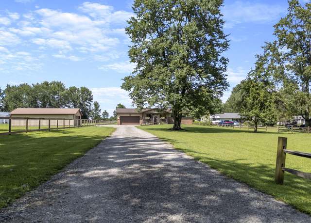 Property at 570 Woodside Dr SW, Pataskala, OH 43062, 3 beds, 2 baths